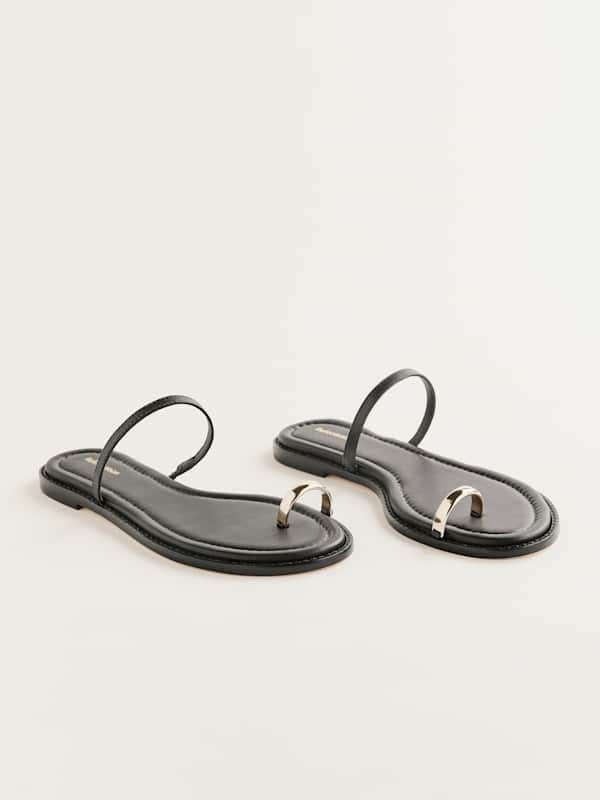 Cassandra Flat Sandal - Black Leather