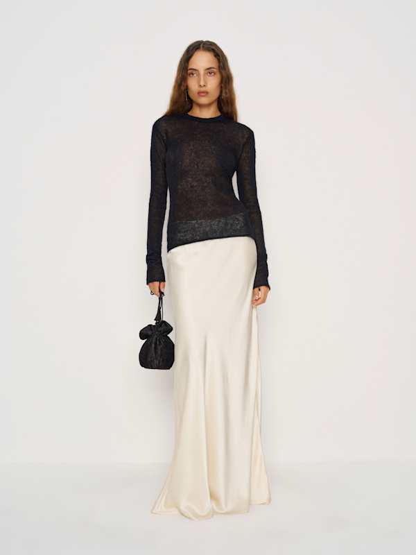 Alice Sheer Alpaca Crew - Black