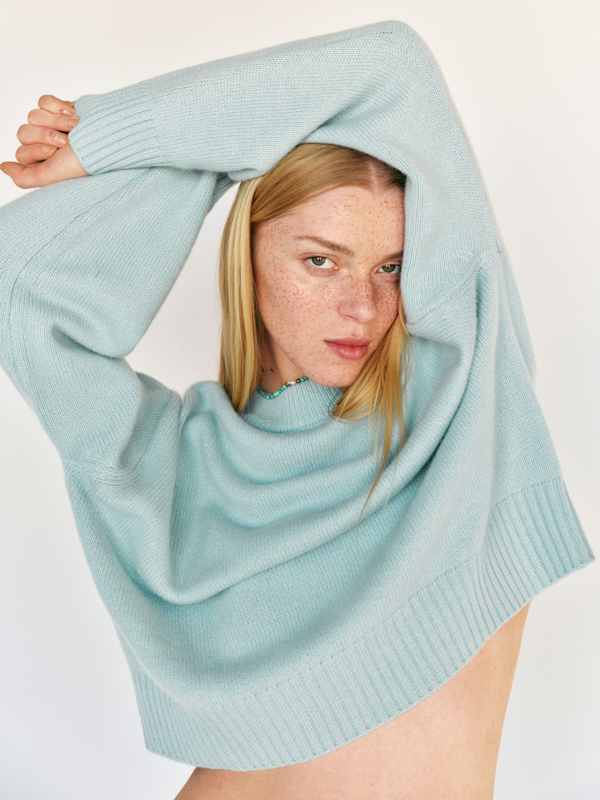Cove Cashmere Oversized Crew - Aquamarine