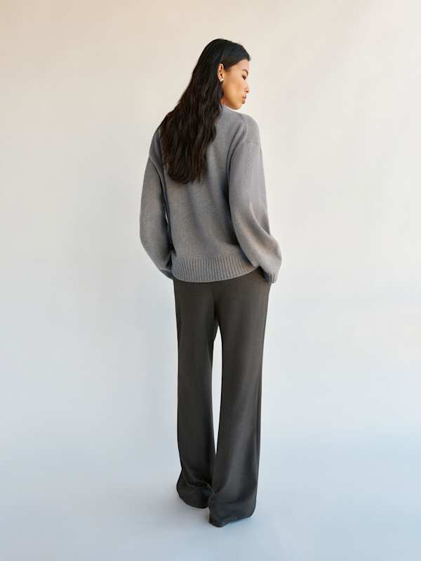 Cove Cashmere Oversized Crew - Husky