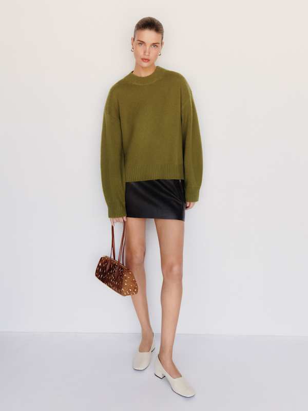 Cove Cashmere Oversized Crew - Pear