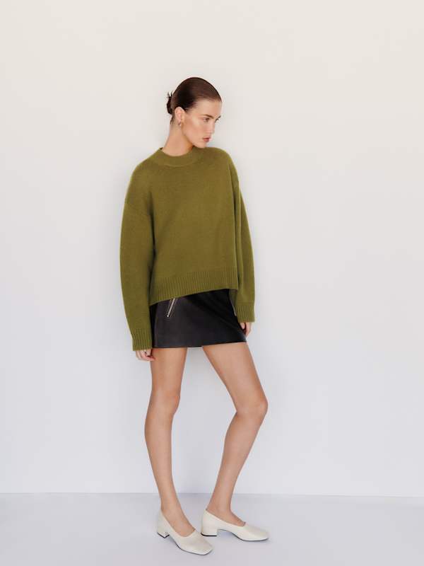 Cove Cashmere Oversized Crew - Pear