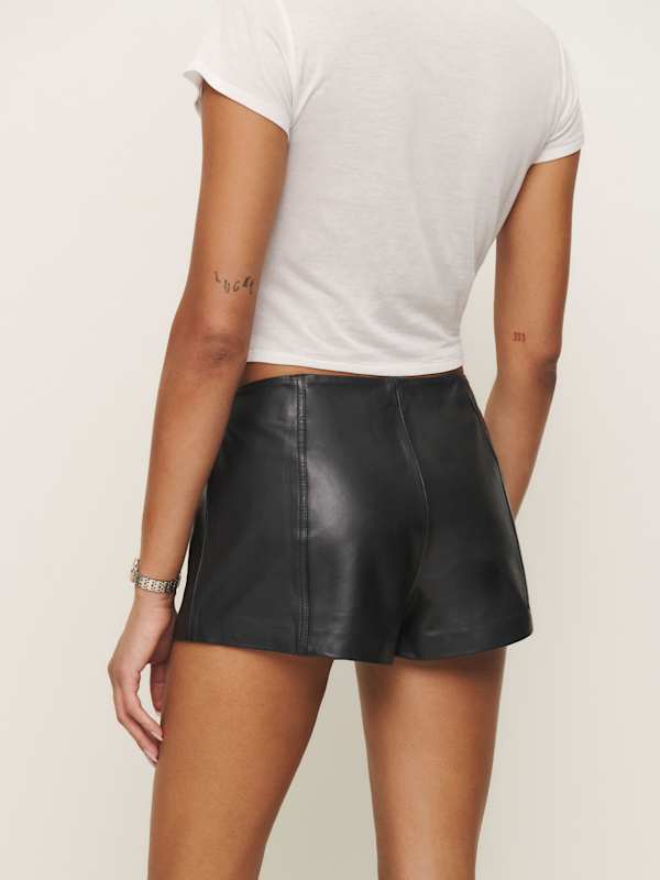 Veda Rory Leather Short - Black
