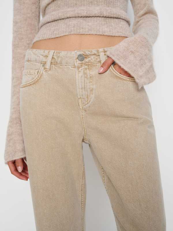 Charlee Low Rise Straight Leg Jeans - Petoskey
