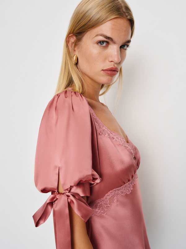 Dolly Silk Top - Dried Rose