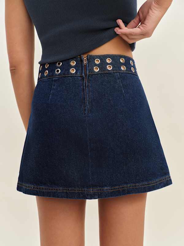 Jaylene Mid Rise Denim Mini Skirt - Flinders Grommets