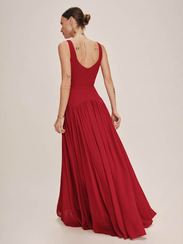 Camella Dress - Sangre