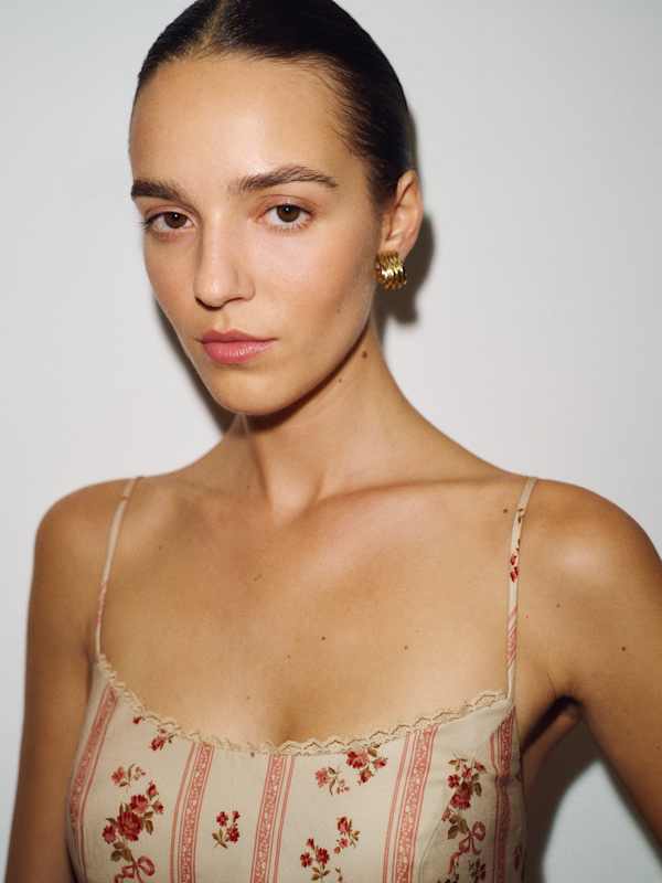 Genevieve Top - Victorian