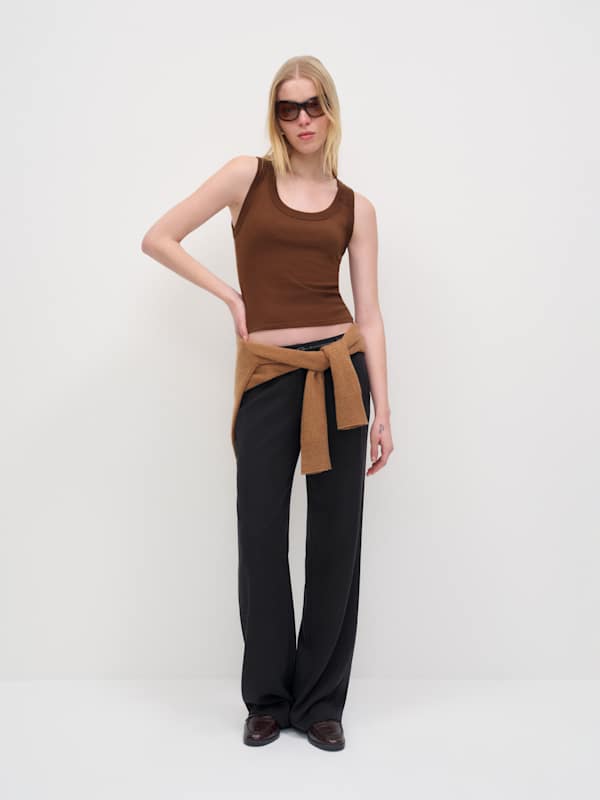 Seline Tank - Chocolate Cake