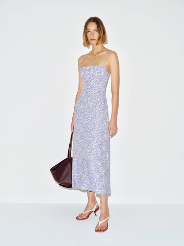 Robe Monette - Bellflower