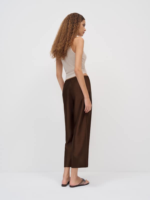 Olina Cropped Pant - Cafe