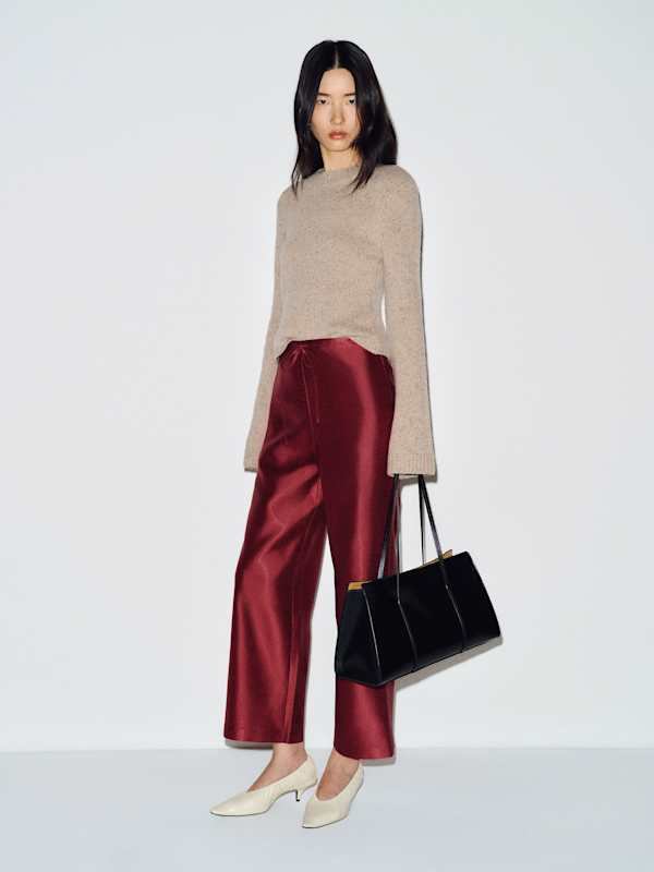 Olina Cropped Pant - Maroon