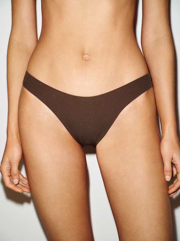 Amore Bikini Bottom - Cafe