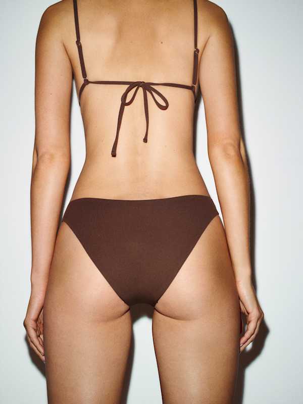 Amore Bikini Bottom - Cafe