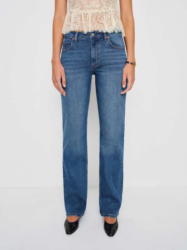 Elton Mid Rise Super Stretch Straight Jeans - Willamette