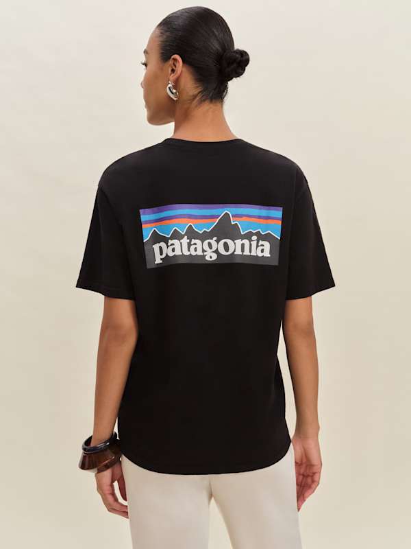 Patagonia M's P-6 Logo Responsibili-tee - Black