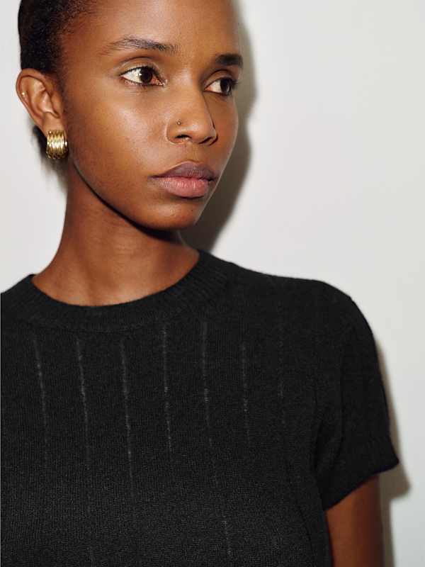 Darcy Cashmere Tee - Ribbed Black