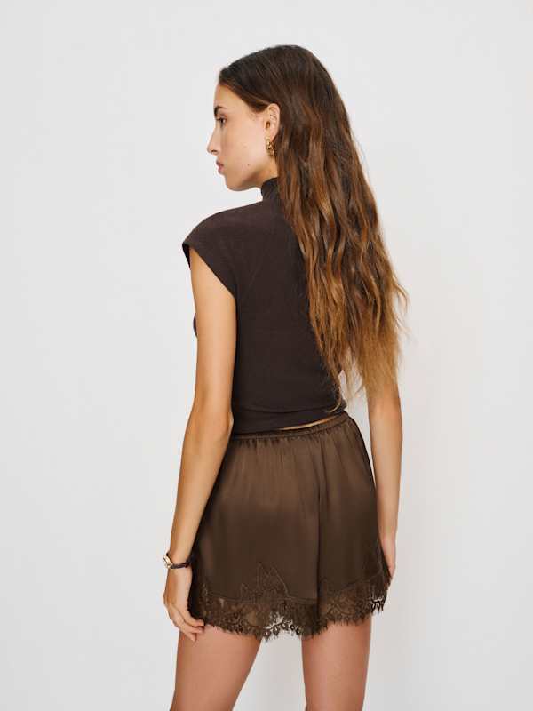 Fern Satin Short - Pinecone