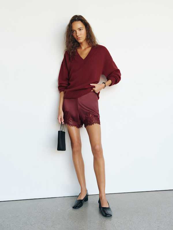 Fern Satin Short - Romance