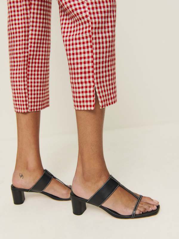 Petites Petra Linen Low Rise Pedal Pusher Pant - Tomato Check