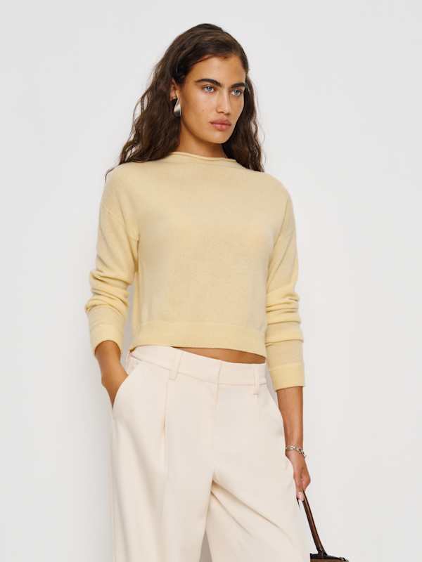 Monique Cashmere Mockneck - Parmesan