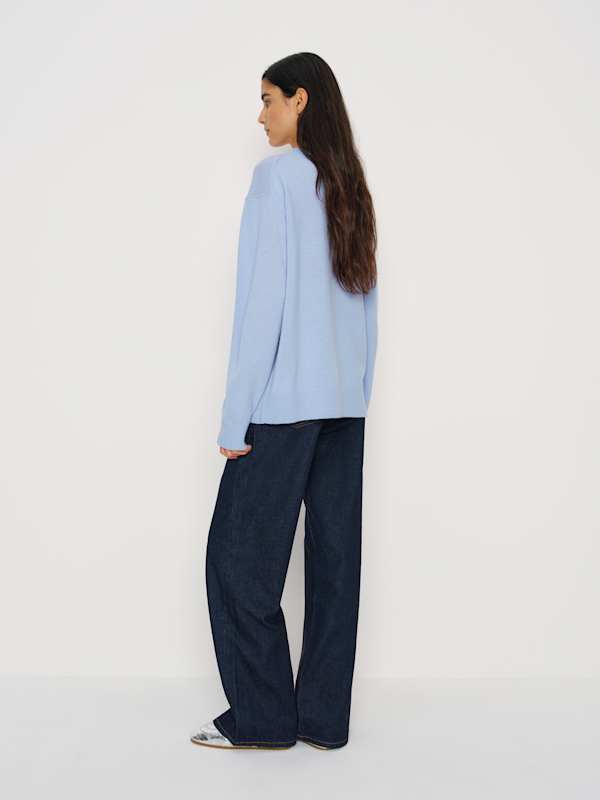 Fabian Crew Sweater - Ice Water Avoidant