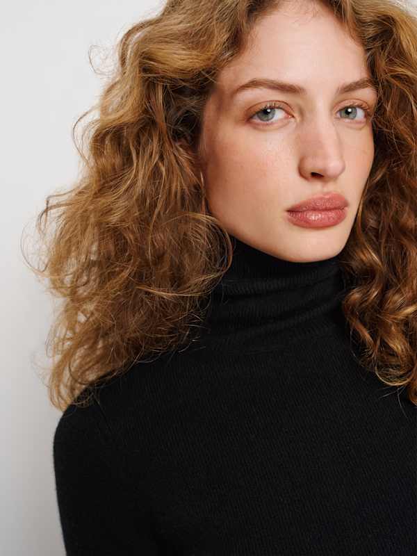 Helly Cashmere Turtleneck Dress - Black