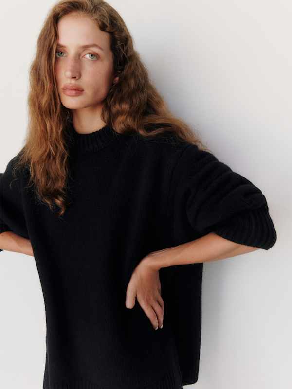 Jo Regenerative Wool Oversized Crew - Black