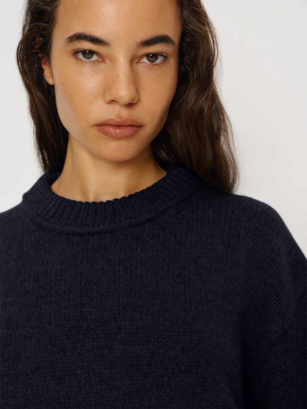 Jo Regenerative Wool Oversized Crew - Navy
