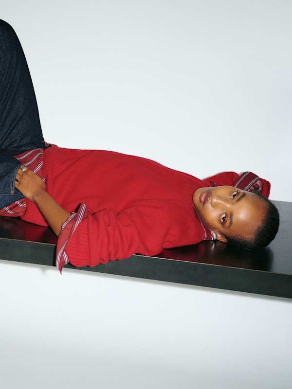 Beth Regenerative Wool V-neck - Crimson