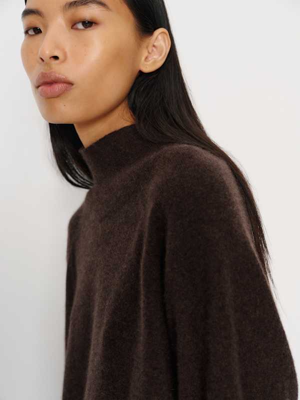 Meritt Cashmere Turtleneck - Compost
