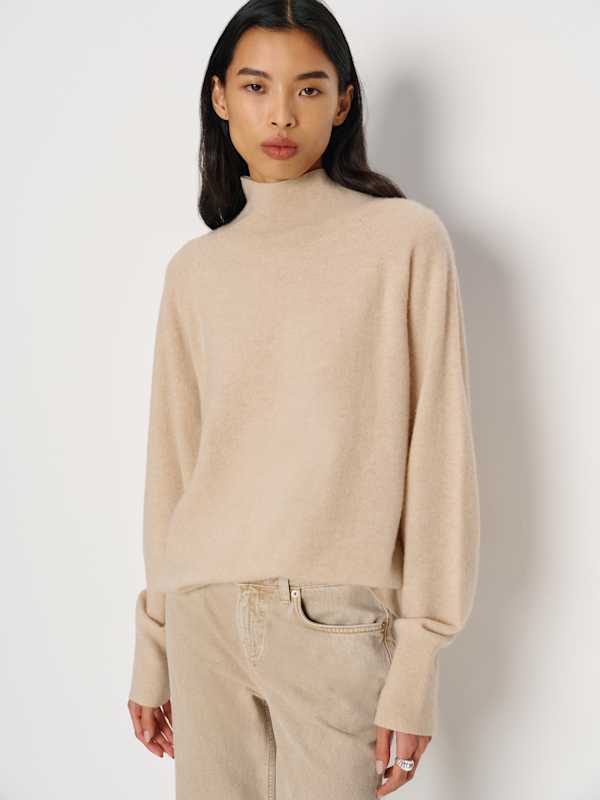 Meritt Cashmere Turtleneck - Wheat