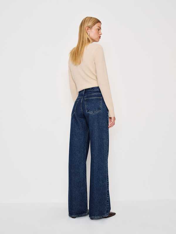 Cary Low Rise Slouchy Wide Leg Short Jeans - Cleary