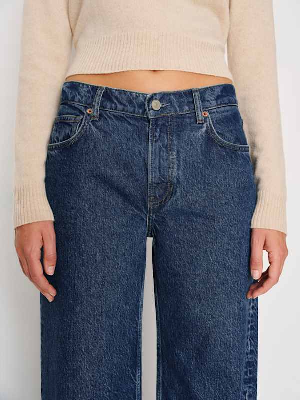 Cary Low Rise Slouchy Wide Leg Short Jeans - Cleary