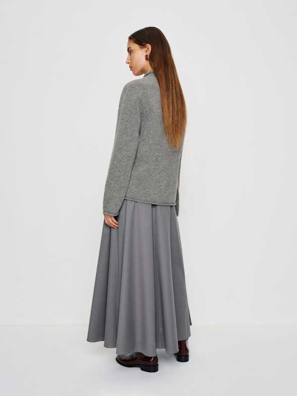 Chamomile Regenerative Wool Sweater - Mid Grey