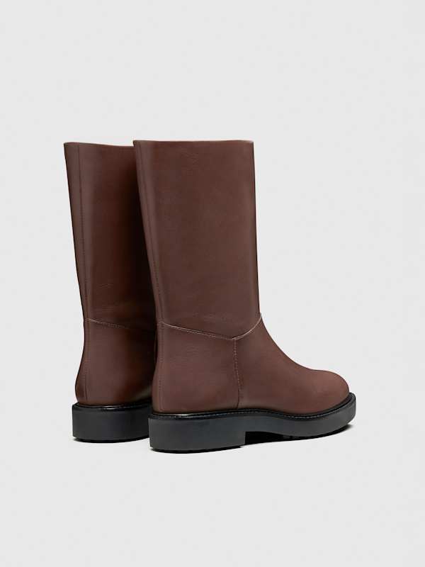 Dorinda Mid Shaft Boot - Oak Leather