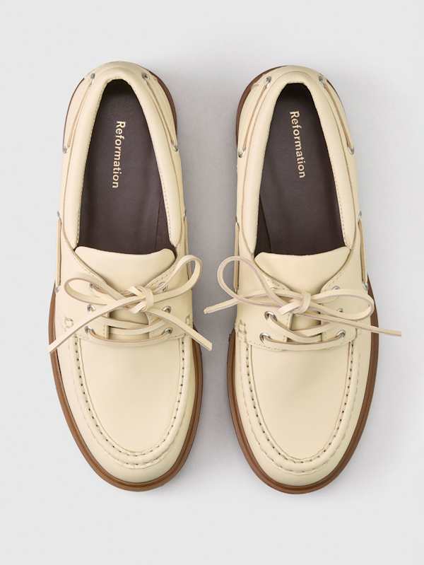 Oakland Boat Loafer - Cream Puff Leather