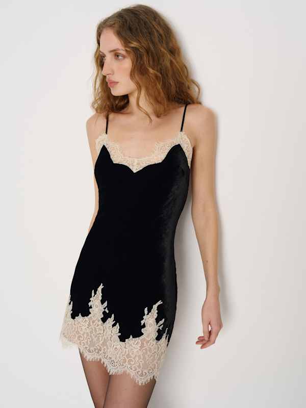 Angele Velvet Dress - Black