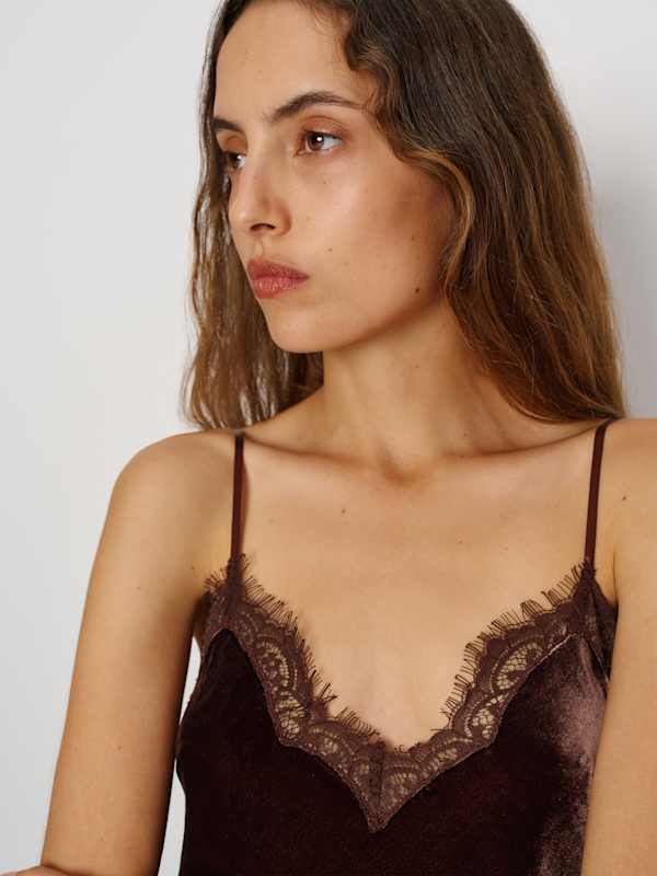 Angele Velvet Dress - Mahogany