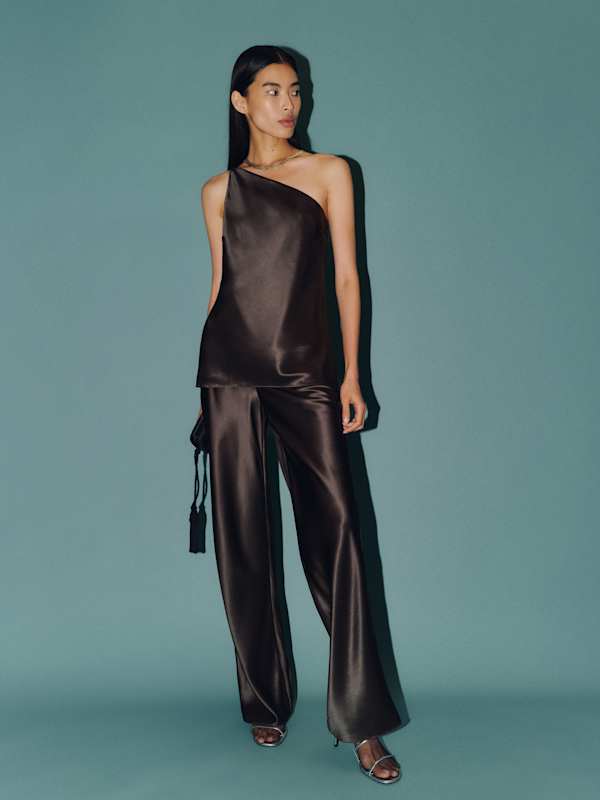 Samantha Silk Two Piece - Black Pearl