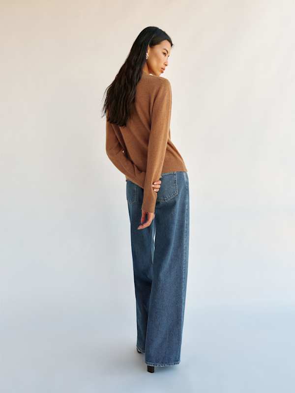 Nikki Cashmere Crew - Camel