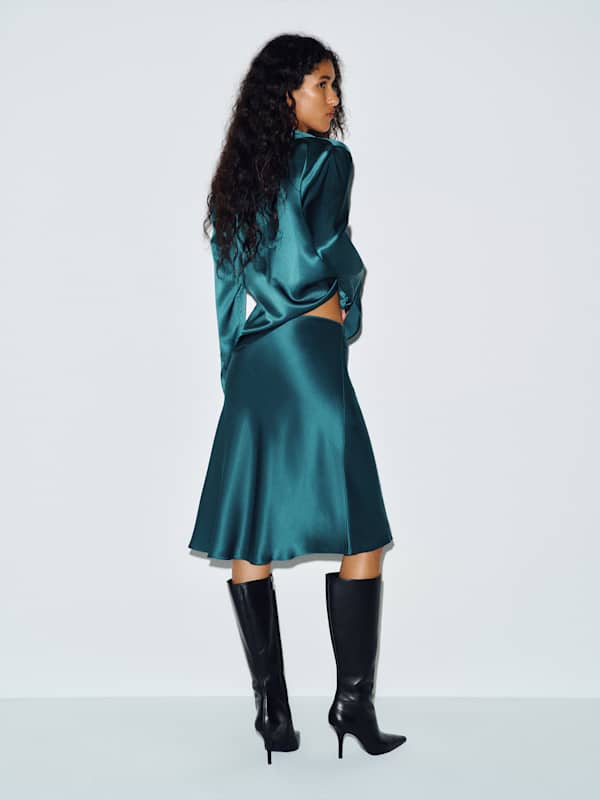 Layla Silk Knee Length Skirt - Vitrine