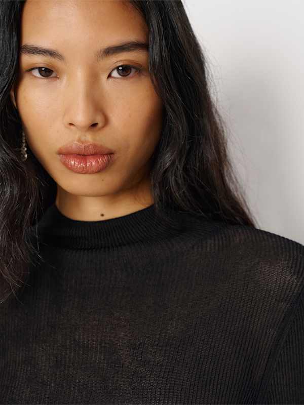 Giselle Turtleneck Sweater - Black