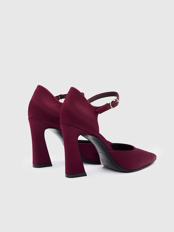 Ember Pump - Ruby Satin