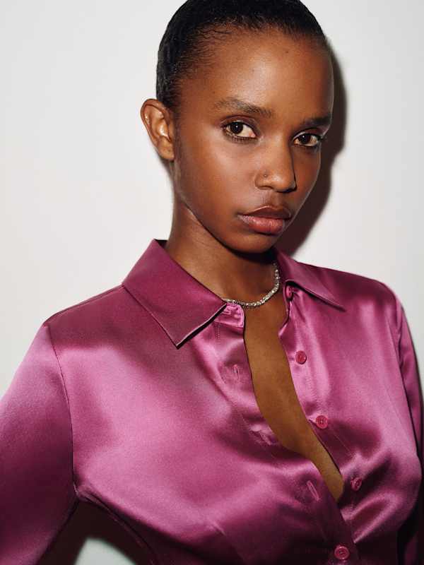 Raya Fitted Silk Shirt - Hibiscus Tea
