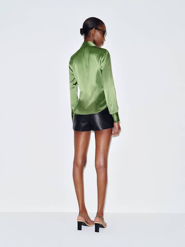 Raya Fitted Silk Shirt - Jade Green