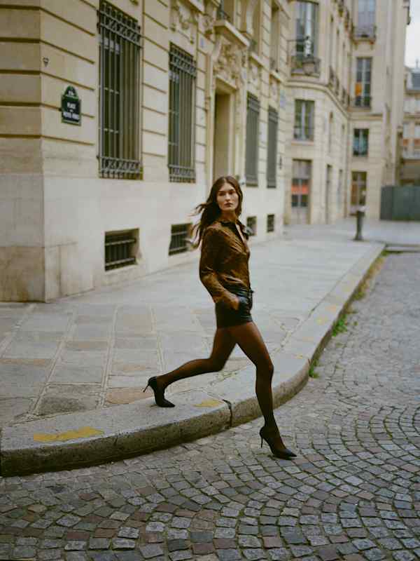 Raya Fitted Silk Shirt - Portobello Dot