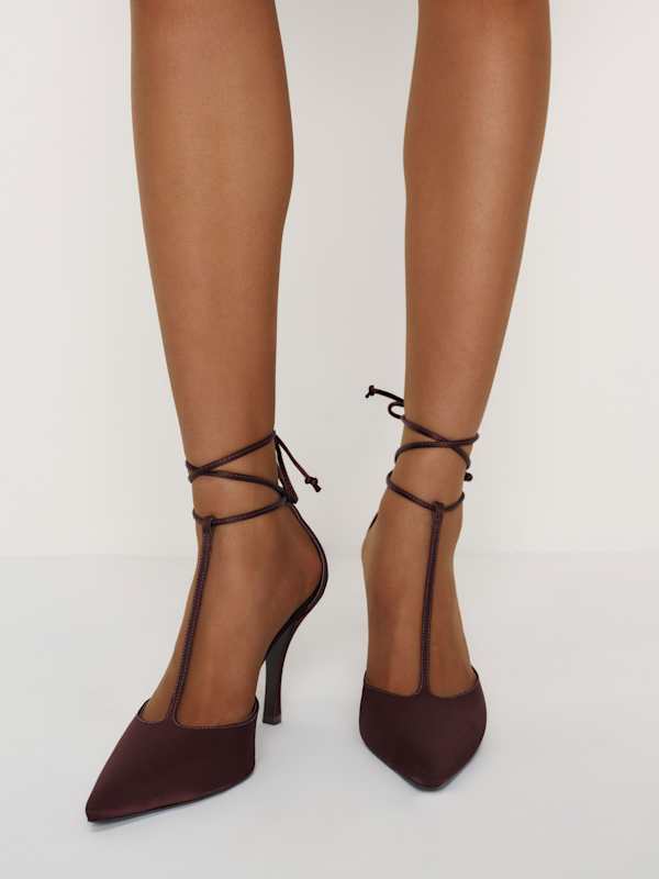 Stassie T-strap Pump - Cafe Satin