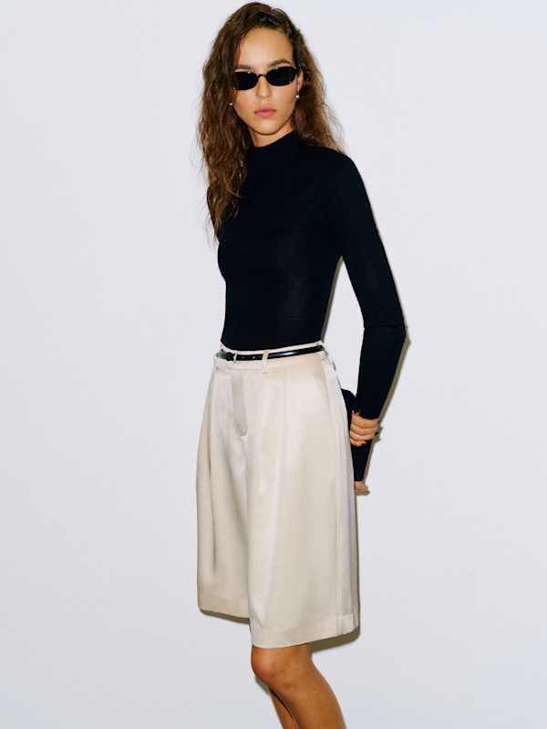 Drew Satin Short - Almond