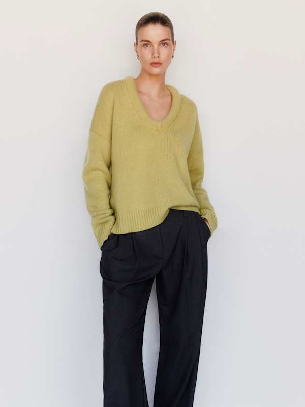 Jonie Cashmere Oversized Scoop Neck - Lemongrass